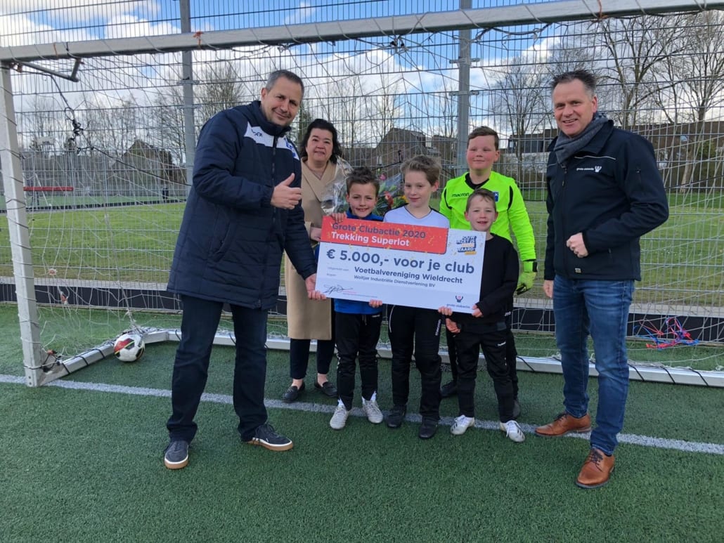 Uitreiking Superlot winnaar Steun jouw vereniging