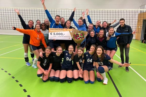 Volleybal winnaar superlot 600x400JPG Winnaar Superlot € 5.000,-